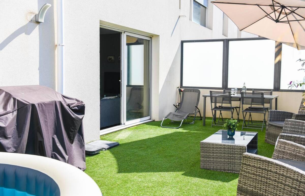 Superbe Appartement Avec Terrasse, Piscine & Parking Prive A Marseille Extérieur photo